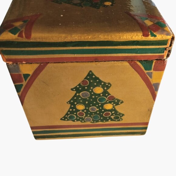 Hand Painted Wooden Christmas Tree Design Decorative Storage Box Gold Green - Picture 2 of 10